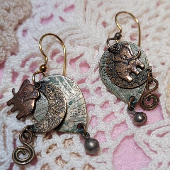 Whimsical elephant earrings with a touch of boho charm #elephantlove - Picture 2 of 3